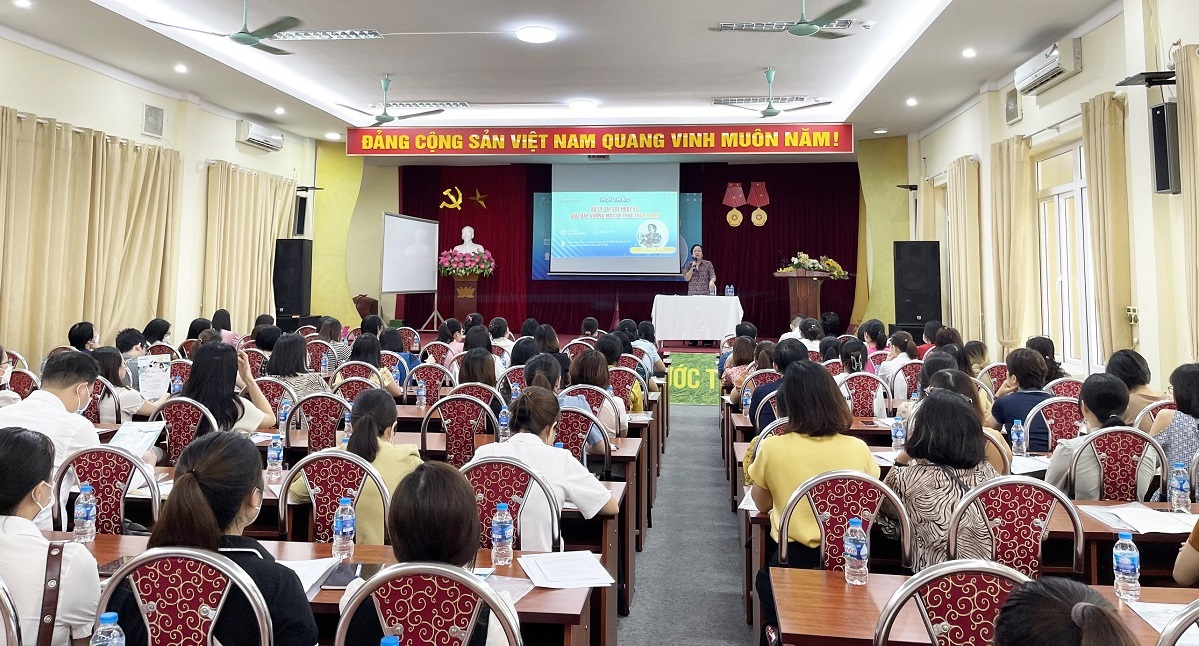 Hơn 100 khách mời tham dự hội thảo về Thuế và Hóa đơn điện tử tại Hà Nội