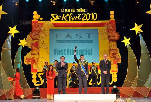 Fast Financial đoạt giải Sao Khuê 2010