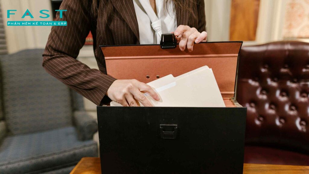 Nộp và mở hồ sơ dự thầu