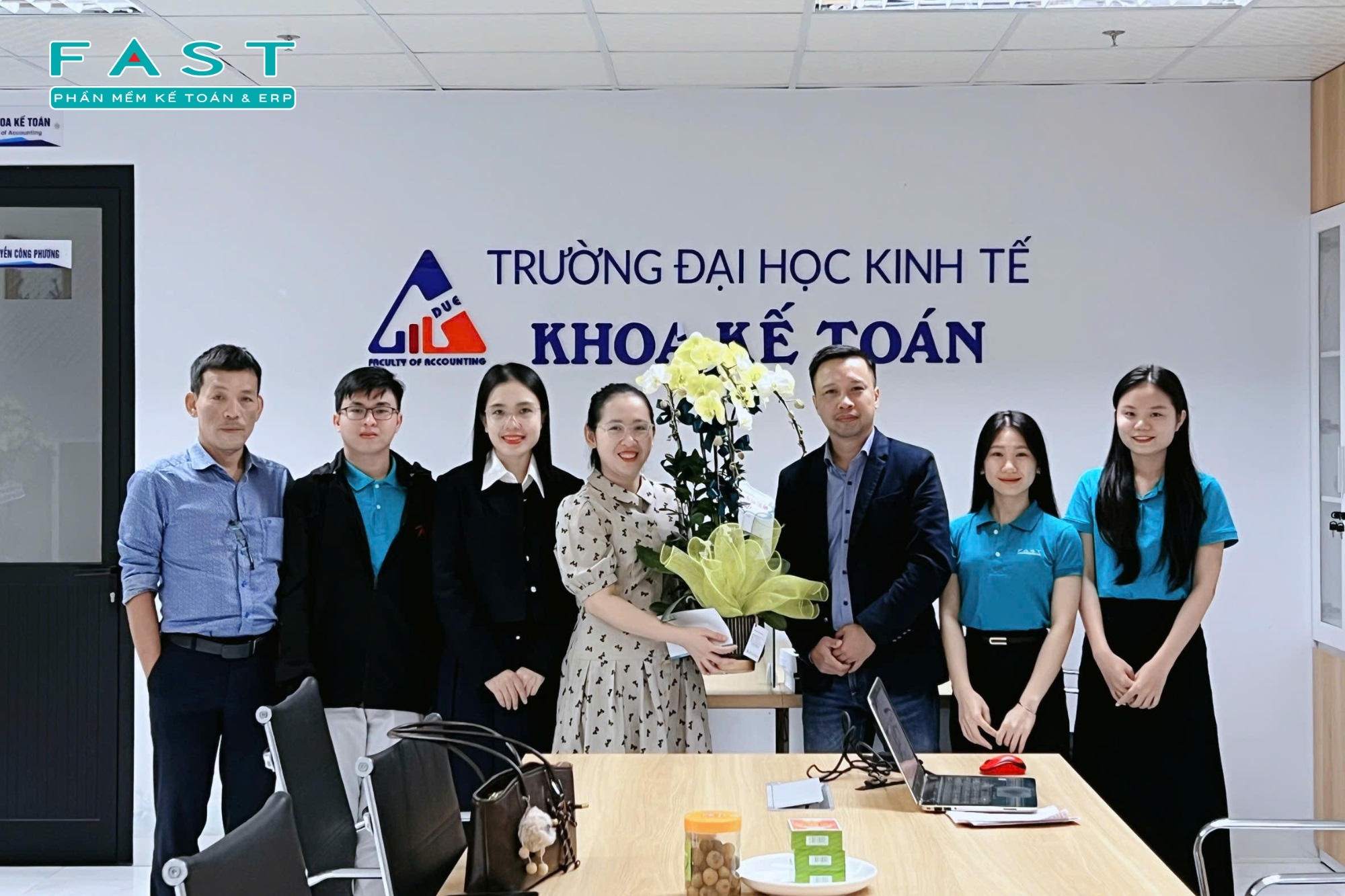 fast-tri-an-ngay-nha-giao-viet-nam-20-11-nam-2025-7