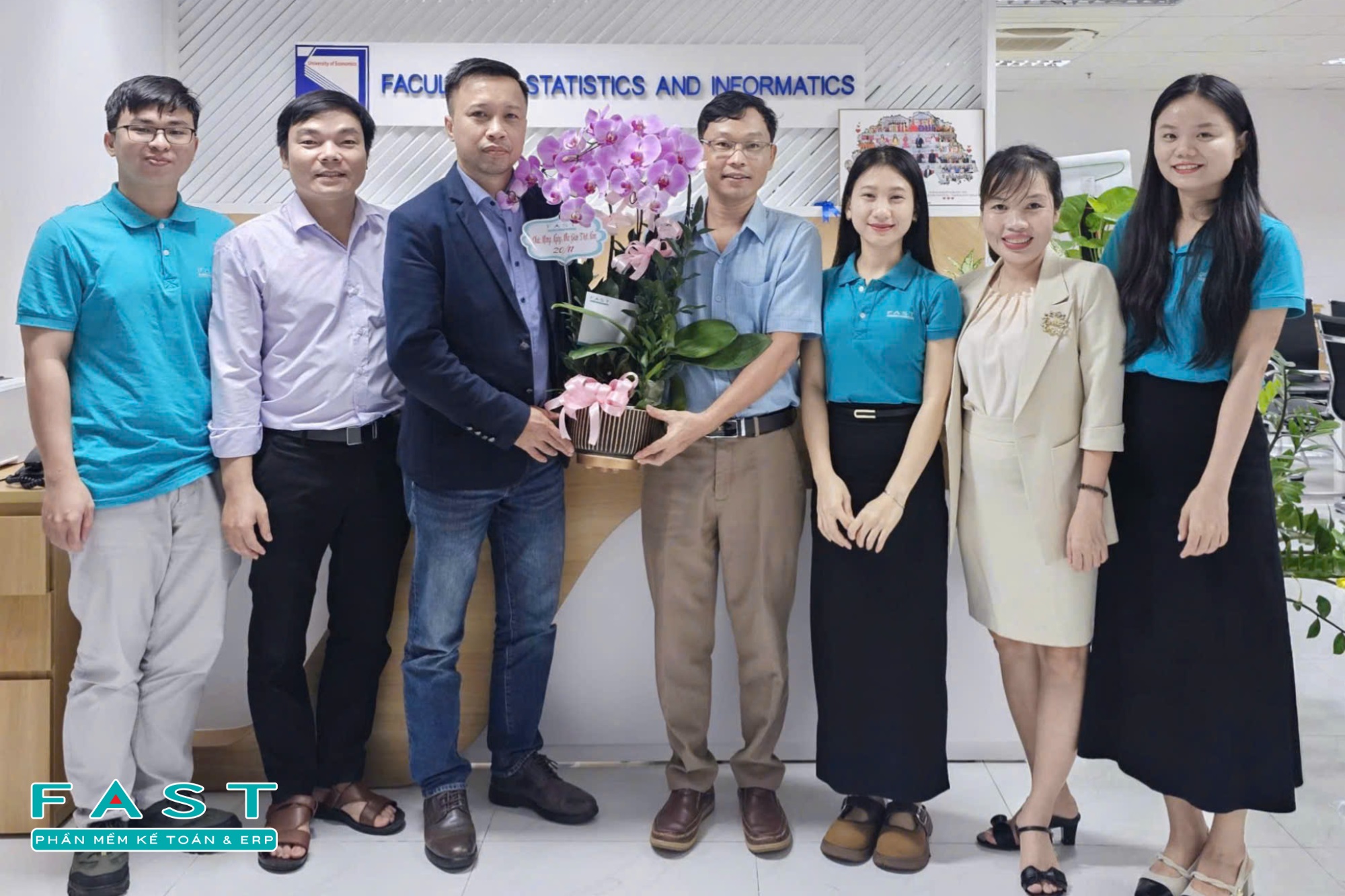 fast-tri-an-ngay-nha-giao-viet-nam-20-11-nam-2025-8