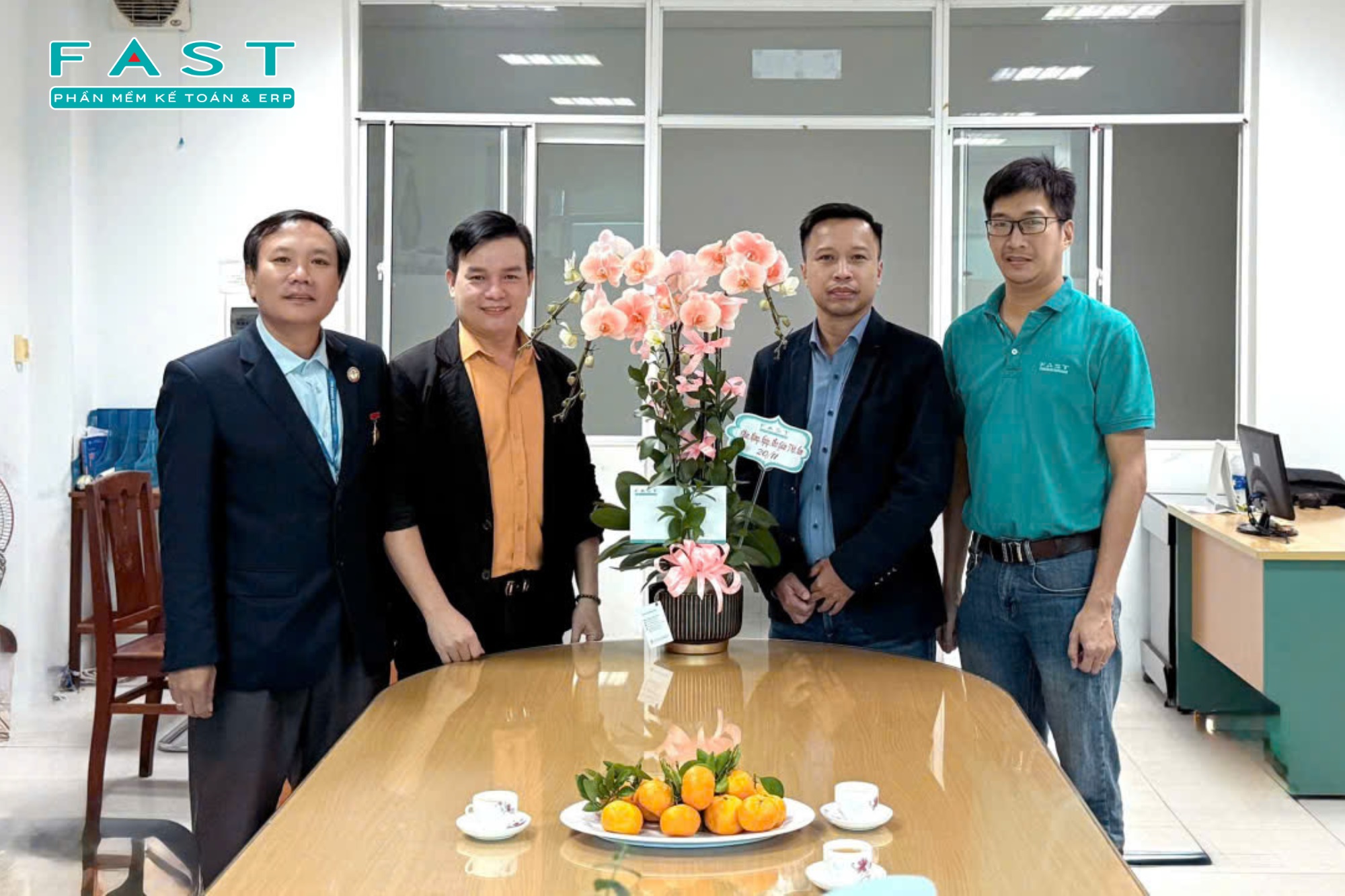 fast-tri-an-ngay-nha-giao-viet-nam-20-11-nam-2025-9