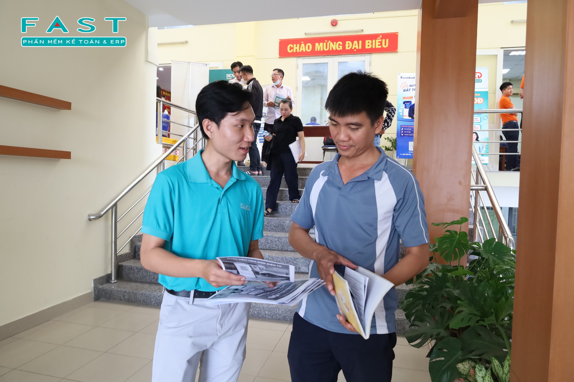 fast-tham-du-hoi-nghi-huong-dan-ho-kinh-doanh-ke-khai-thue-tai-tp-hcm-3