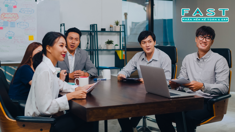 Doanh nghiệp nên áp dụng nhân trị, pháp trị hay kỹ trị?