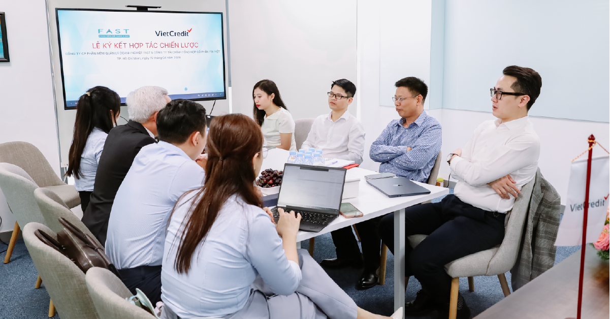 Buổi làm việc giữa hai bên nhằm thống nhất chương trình hỗ trợ doanh nghiệp tiếp cận vốn.