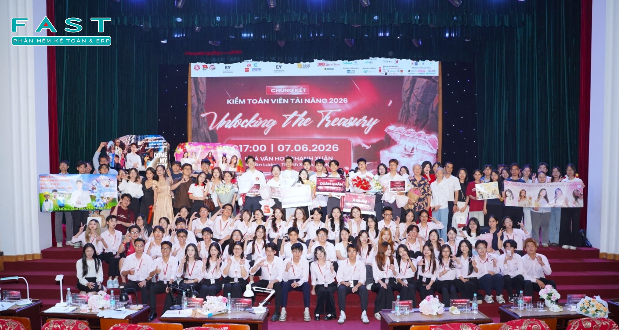 FAST tham dự chung kết cuộc thi Kiểm toán viên tài năng – Talented Auditor Cup 2026