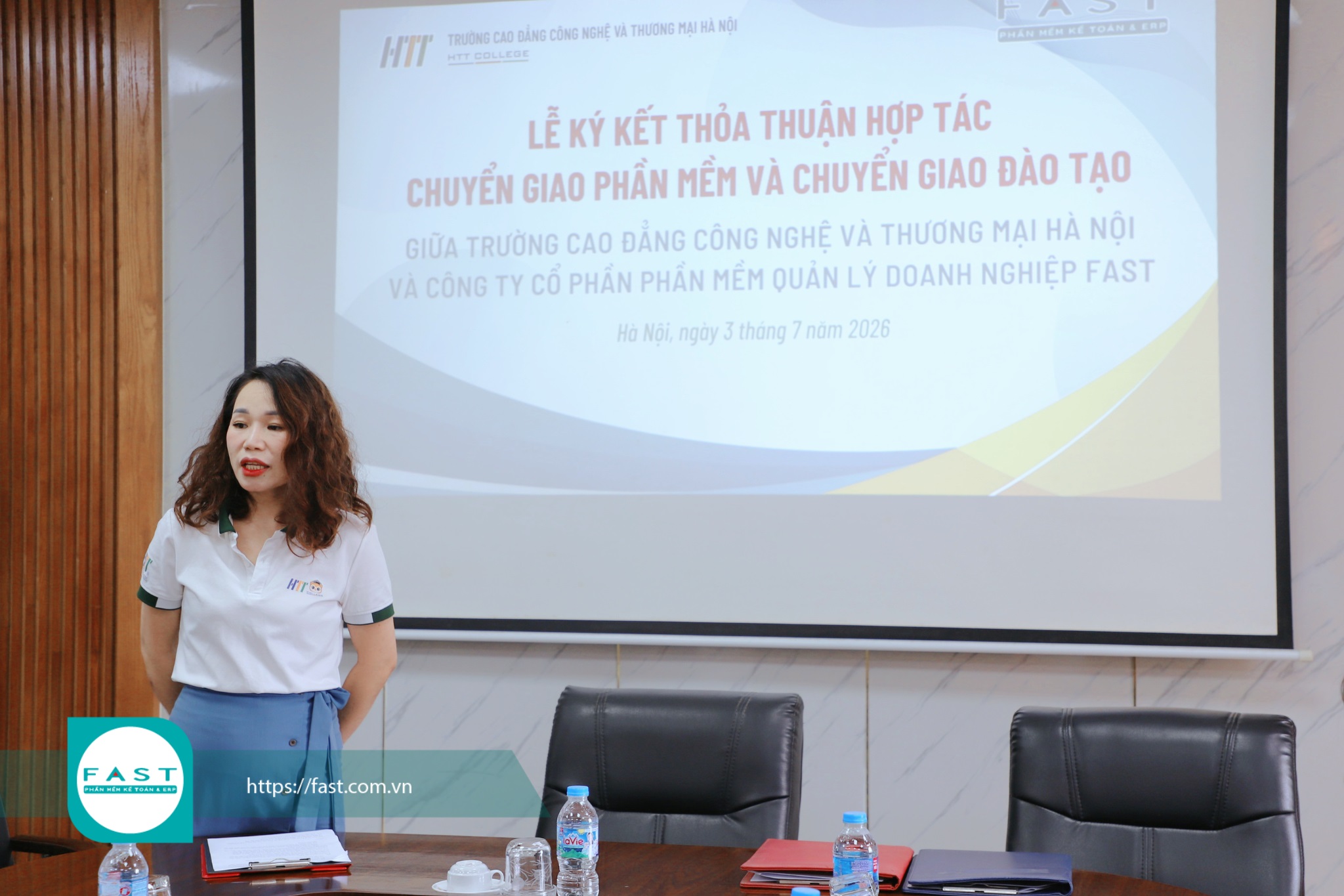 FAST ký thỏa thuận hợp tác cùng Cao đẳng Công nghệ và Thương mại Hà Nội